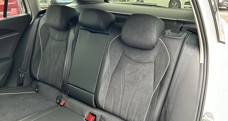 Volkswagen Passat cena 229910 przebieg: 1, rok produkcji 2024 z Łomża małe 352